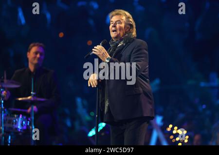 Howard Carpendale beim Auftritt in der ARD-Show 'Schlagerchampions - das große fest der Besten' 13.01.2024 in Berlin Stockfoto