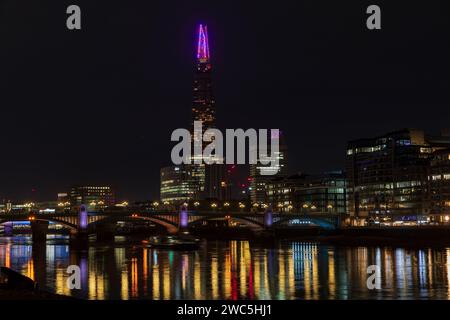 Shard Lights 2023 Display & Southwark Bridge, London, England. Stockfoto