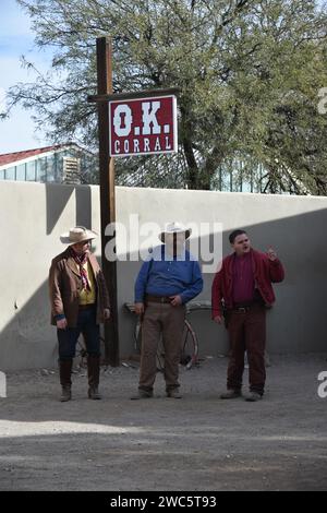 Grabstone, AZ. USA 12/30/2023. Der O.K. Corral Historic Complex bietet Besuchern jeden Alters eine Nachstellung der O.K. Corral Schießerei Stockfoto