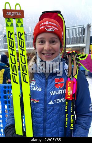 Biathlon-Weltcup Ruhpolding, Bayern - von 10. bis 14. Januar 2024. Foto: Sophia Schneider, deutsche Biathletin. Ihr bislang grösster Erfolg ist der Gewinn der Silbermedaille mit der deutschen Staffel bei den Weltmeisterschaften 2023 *** Biathlon-Weltmeisterschaft Ruhpolding, Bayern vom 10. Bis 14. Januar 2024 Foto Sophia Schneider, deutscher Biathlet Ihr bisher größter Erfolg ist die Silbermedaille mit der deutschen Staffelmannschaft bei den Weltmeisterschaften 2023 Stockfoto