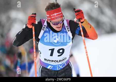 14. Januar 2024, Bayern, Ruhpolding: Biathlon: Weltmeisterschaft, Verfolgung 12,5 km, Männer. Benedikt Puppe aus Deutschland in Aktion. Foto: Sven Hoppe/dpa Stockfoto