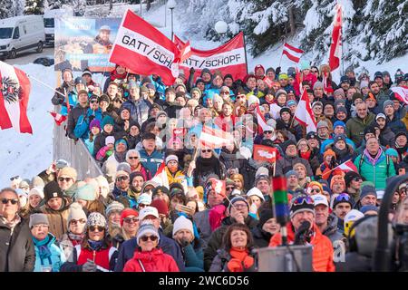 Innsbruck, Österreich 13.- 14... Januar 2024: Eberspächer Rennrodel Weltcup - 2023/2024 - 14.01.2024 Im Bild: Zuschauer Stockfoto