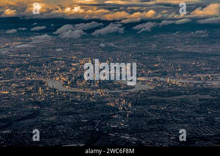 Canary Wharf, der Millenium Dome und die docklands auf der Isle of Dogs im Osten Londons Stockfoto