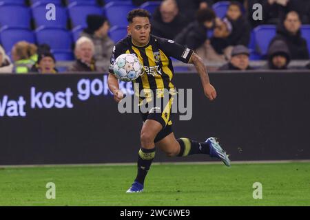 Arnheim, Niederlande. Januar 2024. ARNHEM, NIEDERLANDE - 14. JANUAR: Million Manhoef of Vitesse während des niederländischen Eredivisie-Spiels zwischen Vitesse und FC Utrecht im Stadion Gelredome am 14. Januar 2024 in Arnhem, Niederlande. (Foto: Ben Gal/Orange Pictures) Credit: Orange Pics BV/Alamy Live News Stockfoto