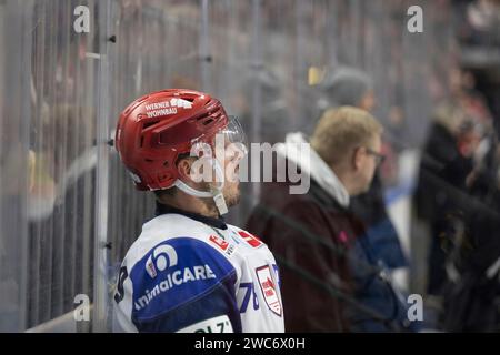 Will Weber (Schwenninger Wild Wings, #78) GER, Koelner Haie gegen Schwenningen Wild Wings, Eishockey, DEL, Spieltag 38, Spielzeit 2023/24, 14.01.2024, Foto: EIBNER/Gerhard Wingender Stockfoto