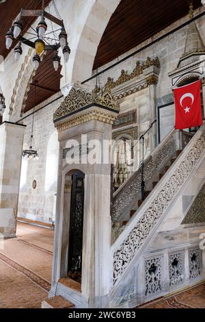 Die Geschichte der Großen Moschee (tr. Ulu Cami) ist eine perfekte Illustration der turbulenten Geschichte der Stadt, wo zahlreiche Kulturen und Religionen i Stockfoto