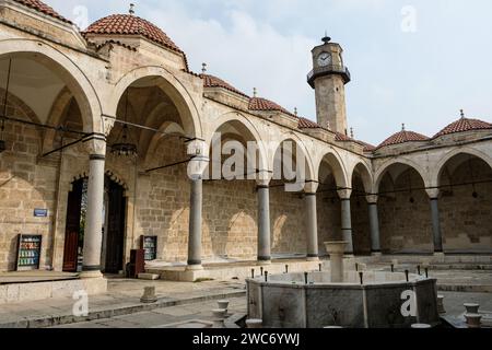 Die Geschichte der Großen Moschee (tr. Ulu Cami) ist eine perfekte Illustration der turbulenten Geschichte der Stadt, wo zahlreiche Kulturen und Religionen i Stockfoto