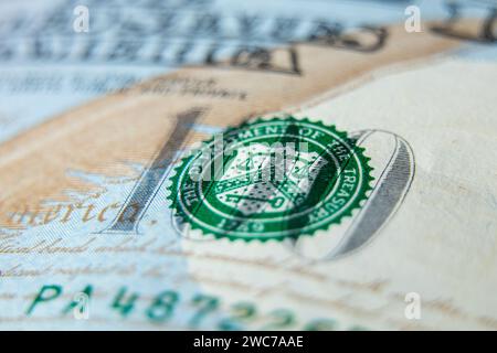 100 Dollar als Hintergrund für Makrofotos, 100 Dollar für Wirtschaft und Finanzen Stockfoto