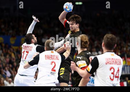 Berlin, Allemagne. Januar 2024. Julian Koster aus Deutschland während der EHF Euro 2024 der Männer, Gruppe A Handballspiel zwischen Nordmazedonien und Deutschland am 14. Januar 2024 in der Mercedes-Benz Arena in Berlin - Foto Piotr Matusewicz/DPPI Credit: DPPI Media/Alamy Live News Stockfoto