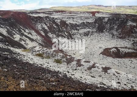 Blick auf die Lavafelder eines vergangenen Vulkanausbruchs in Island Stockfoto