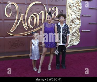 Wonka Los Angeles Premiere im Village Theater am 9. Dezember 2023 in Westwood, KALIFORNIEN mit: Cairo Hardrict, Tia Mowry, Cree Taylor Hardrict Where: Westwood, California, United States Wann: 09 Dez 2023 Credit: Nicky Nelson/WENN Stockfoto