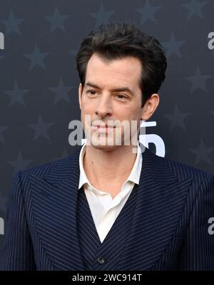 Los Angeles, Usa. Januar 2024. Mark Ronson nimmt am 14. Januar 2024 an den 29. Critics' Choice Awards im Barker Hanger in Santa Monica, Kalifornien, Teil. Foto: Jim Ruymen/UPI Credit: UPI/Alamy Live News Stockfoto