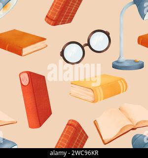Nahtloses Aquarellmuster verschiedener Bücher, blaue Tischlampe, offenes Retro-Buch und runde Gläser. Zurück zur Schule Beige Hintergrund. Hell Stockfoto
