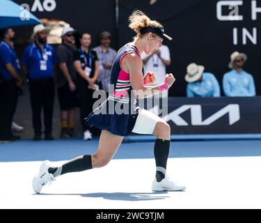 Melbourne, Australien, 15. Januar 2024. Die Tennisspielerin Laura Siegemund aus Deutschland spielt 2024 beim Australian Open Tennis Grand Slam im Melbourne Park. Foto: Frank Molter/Alamy Live News Stockfoto