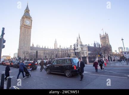 London, England, Großbritannien. Januar 2024. das britische parlament, Palace of Westminster, ist von Whitehall aus zu sehen. (Kreditbild: © Tayfun Salci/ZUMA Press Wire) NUR REDAKTIONELLE VERWENDUNG! Nicht für kommerzielle ZWECKE! Quelle: ZUMA Press, Inc./Alamy Live News Stockfoto