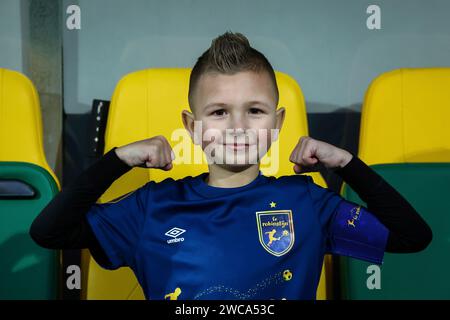 Sittard, Niederlande. Januar 2024. SITTARD, NIEDERLANDE - 13. JANUAR: FC Robinstijn Fan des Spiels während des niederländischen Eredivisie-Spiels zwischen Fortuna Sittard und Sparta Rotterdam im Fortuna Sittard Stadion am 13. Januar 2024 in Sittard, Niederlande. (Foto von Orange Pictures) Credit: dpa/Alamy Live News Stockfoto