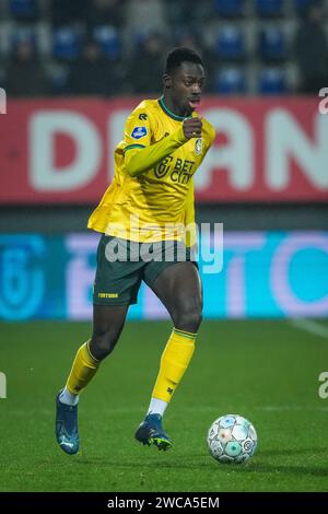 Sittard, Niederlande. Januar 2024. SITTARD, NIEDERLANDE - 13. JANUAR: Sadik Fofana von Fortuna Sittard während des niederländischen Eredivisie-Spiels zwischen Fortuna Sittard und Sparta Rotterdam im Fortuna Sittard Stadion am 13. Januar 2024 in Sittard, Niederlande. (Foto von Orange Pictures) Credit: Orange Pics BV/Alamy Live News Stockfoto