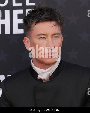 Los Angeles, USA. Dezember 2022. Barry Keoghan kommt bei den 29. Jährlichen Critics Choice Awards, die am Sonntag, dem 14. Januar 2024, im Barker Hangar in Santa Monica, KALIFORNIEN, stattfinden. (Foto: Sthanlee B. Mirador/SIPA USA) Credit: SIPA USA/Alamy Live News Stockfoto