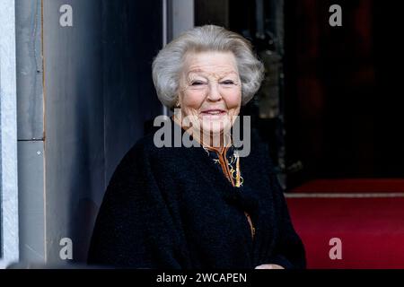 Amsterdam, Niederlande. Januar 2024. Prinzessin Beatrix von den Niederlanden kommt am 15. Januar 2024 im Königlichen Palast in Amsterdam zum traditionellen Neujahrsempfang für niederländische Gäste. Credit: Albert vd Werf/Netherlands OUT/Point de Vue OUT/dpa/Alamy Live News Stockfoto