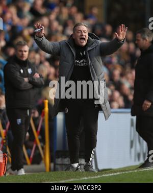 Scott Lindsey Manager von Crawley Town. - Gillingham gegen Crawley Town, Sky Bet League Two, MEMS Priestfield Stadium, Kent, Großbritannien - 26. Dezember 2023. Nur redaktionelle Verwendung – es gelten Einschränkungen für DataCo. Stockfoto