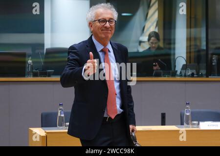 Brüssel, Belgien Januar 2024. Pierre Gramegna (ESM) kommt zu einer Sitzung der Finanzminister der Eurogruppe, die am 15. Januar 2024 auf dem Europäischen Rat in Brüssel (Belgien) stattfand. Quelle: ALEXANDROS MICHAILIDIS/Alamy Live News Stockfoto