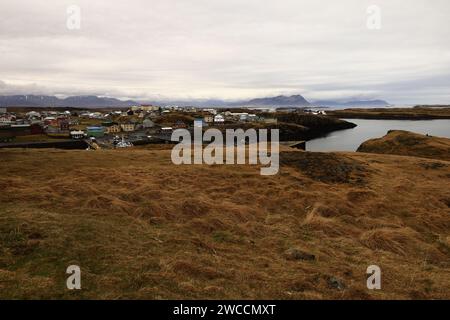 Stykkishólmur ist eine Stadt und Gemeinde im westlichen Teil Islands, im nördlichen Teil der Halbinsel Snæfellsnes Stockfoto