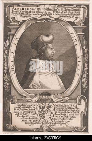 Porträt van Albrecht von Brandenburg, Peter Troschel, um 1630 - in oder nach 1670 gedruckten Deutschland Papierstich historischer Personen. Waffenlager, Heraldik. Insignien des Kardinals, z. B. Hut, Mantel. kardinal. Obst und Gemüse  Ornament Stockfoto