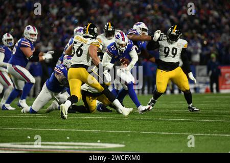 Orchard Park, New York, USA. Januar 2024. Januar 2024 während der Pittsburgh Steelers vs. Buffalo Bills in Orchard Park, NY. Jake Mysliwczyk/AMG Media (Kreditbild: © Jake Mysliwczyk/BMR via ZUMA Press Wire) NUR ZUR REDAKTIONELLEN VERWENDUNG! Nicht für kommerzielle ZWECKE! Stockfoto