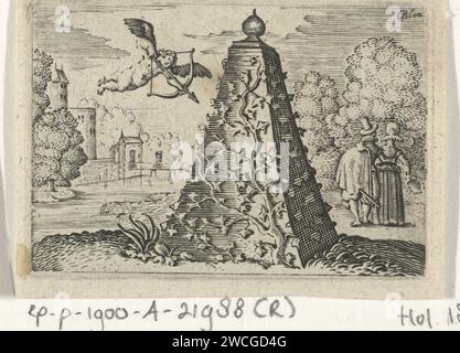 Amor bei einem Gartenschmuck, Michiel Le Blon, 1616 Druck in einer Landschaft gibt es eine pyramidenförmige Gartendekoration, die mit Efeu bewachsen ist. In der Luft fliegt Amor seinen Pfeil, der auf ein Liebespedest gerichtet ist, das rechts läuft. Auf der linken Seite befindet sich eine Burg in der Ferne. Der Druck ist Teil einer Serie von Prints mit Love Emblems. Papierstichpyramide (historische Grabform). Gartenschmuck. (Story of) Cupid, Amor (Eros). Ein paar Liebhaber. Landschaft mit Turm oder Schloss Stockfoto