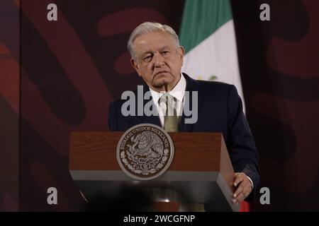 Mexiko-Stadt, Mexiko. Januar 2024. 15. Januar 2024, Mexiko-Stadt, Mexiko: Der Präsident von Mexiko, Andres Manuel Lopez Obrador, bei einer Pressekonferenz vor den Medien im Nationalpalast in Mexiko-Stadt. Am 15. Januar 2024 in Mexiko-Stadt, Mexiko (Foto: Luis Barron/Eyepix Group/SIPA USA). Quelle: SIPA USA/Alamy Live News Stockfoto