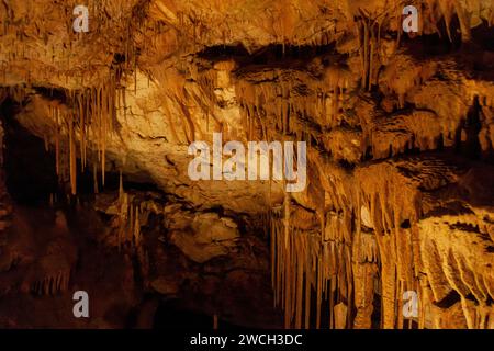 Berühmte Höhle "Cuevas del Drach" (Dragon Cave) auf der spanischen Insel Mallorca Stockfoto