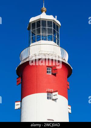 Smeatons Turm, der dritte Leuchtturm von Eddystone, befand sich in Plymouth Hoe als Denkmal für John Smeaton Stockfoto