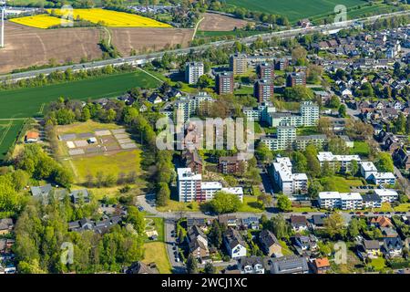 Aus der Vogelperspektive, Lüner Höhe, Wohnhochhaus Blumenstraße und Karl-Arnold-Straße, Boulodrome Kamen - 1. PÃƒÆ'Ãƒâ€'Ã¢â'¬â'Ã†â'¢ÃƒÆ'Ã¢â'¬Å¡Ãƒâ šÃ Stockfoto