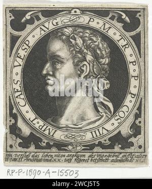 Porträt von Vespasian auf Medaillon, Nicolaes de Bruyn, 1594 Druck Porträt mit Büste von Keizer Vespasian auf Medaillon in rechteckigem Rahmen mit Ornamenten. Am Rande des Medaillons Titel und Name von Keizer. Am Rande unter zwei Zeilen auf Deutsch über die Art und Weise, wie der Kaiser starb. Niederlande Papierstich (Geschichte) des Kaisers Vespasian Stockfoto