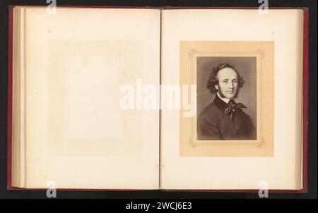 Fotoproduktion eines gemalten Porträts von Felix Mendelssohn -Bartholdy von Carl Jaeger, Anonym, nach Carl Jaeger, in oder nach 1870 - in oder vor 1872 Fotografie Papieralbumen Druckbild, Malerei. Porträt des Komponisten Stockfoto
