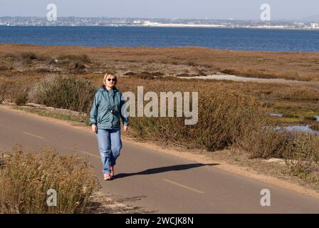 Bayshore Radweg, South San Diego Bay Gerät-San Diego National Wildlife Refuge, Kalifornien Stockfoto