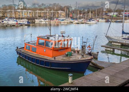 13.12.2023 Preston, Lancashire, Großbritannien. EWD und Blue Boat legten am Preston Dock an Stockfoto