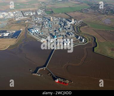 Aus der Vogelperspektive des Saltend Chemicals Park mit Mitsubishi Chemicals, Vivergo Fuels, Casper Shipping & Air Products Hull, nahe Hedon, East Yorkshire Stockfoto