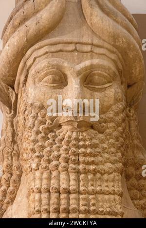 Detail des Chefs des assyrischen Lamassu (menschlich geflügelter Stier), Palast von Dur-Sharrukin, Chorsabad, Irak, jetzt im Irak Museum, Bagdad, Irak Stockfoto