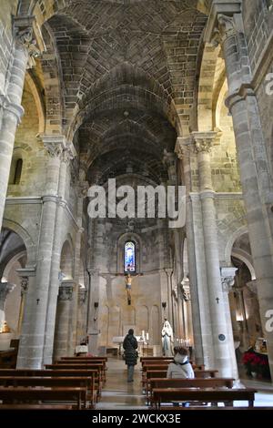 Titolo: Eine alte Kirche in Matera, einer antiken Stadt in Basilicata, Italien. Titolo: Eine alte Kirche in Matera, einer antiken Stadt in Basilicata, Italien. Stockfoto