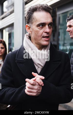 Mailand, Italien. Januar 2024. Pedro Alonso nimmt am 15. Januar 2024 an der Milan Fashion Week Herrenmode Herbst/Winter 2024/2025 in Mailand Teil. (Foto: Alessandro Bremec/NurPhoto) Credit: NurPhoto SRL/Alamy Live News Stockfoto