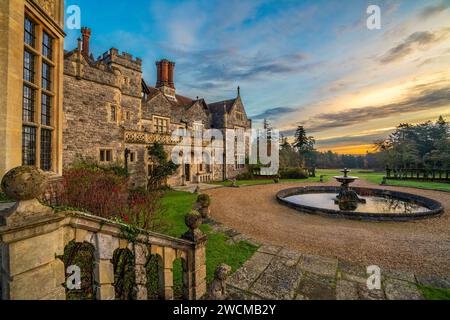 Sunrise over Rhinefield House Hotel, The New Forest, Hampshire, England, Großbritannien Stockfoto