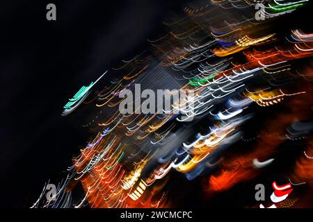 Unschärfende bewegte bunte Lichter Hintergrund Stockfoto