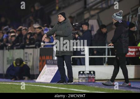 Eastleigh, Großbritannien. Januar 2024. Eastleigh-Manager Richard Hill gibt Gesten während des 3. Runde Replay Matches Eastleigh FC gegen Newport County FC Emirates FA Cup im Silverlake Stadium, Eastleigh, England, Großbritannien am 16. Januar 2024 Credit: Every Second Media/Alamy Live News Stockfoto