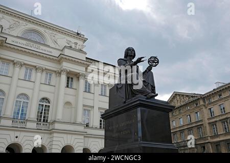 Staszic Palace, Kopernikus-Denkmal, Warschau, Polen Stockfoto