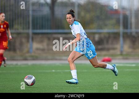 Paloma Lazaro von Napoli femminile in Aktion beim Spiel der Frauen in der Coppa Italia Frecciarossa zwischen Napoli Frauen und AS Roma Frauen im Stadio Giuseppe Piccolo am 16. Januar 2024 in Cercola (NA), Italien. Quelle: Nicola Ianuale/Alamy Live News Stockfoto