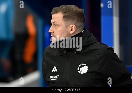 Glasgow, Großbritannien. Januar 2024. Jacob Neestrup Manager des FC Kopenhagen während des Freundschaftsspiels im Ibrox Stadium, Glasgow. Der Bildnachweis sollte lauten: Neil Hanna/Sportimage Credit: Sportimage Ltd/Alamy Live News Stockfoto