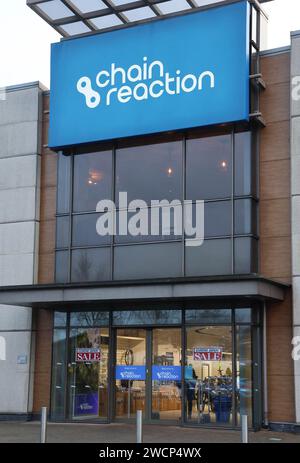 UK Einzelhandelsschluss - Verkauf wird geschlossen, Chain Reaction Cycle Store Balmoral Plaza Belfast. Stockfoto