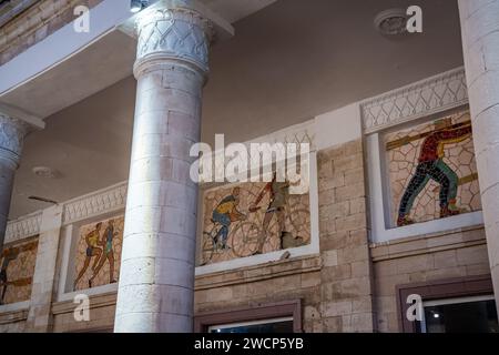 Altes Sportmosaikdetail in der ehemaligen sowjetunion Stockfoto