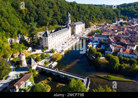 Panoramasicht auf die Stadt Brantome en Perigord Stockfoto